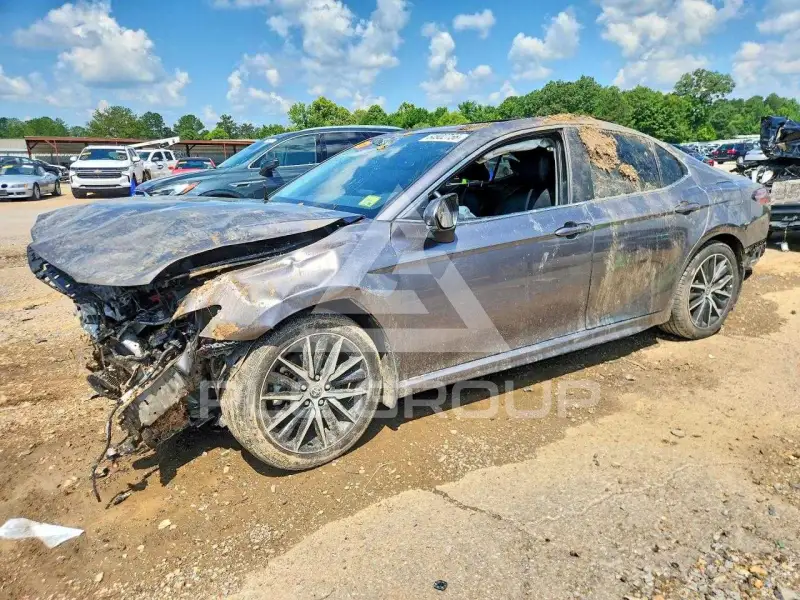 2024 Toyota CAMRY photo