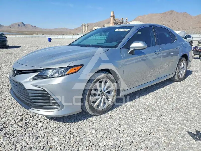2024 Toyota CAMRY фото