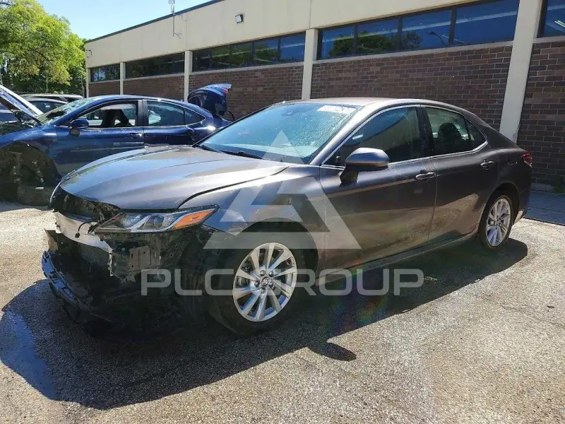 2024 Toyota CAMRY фото