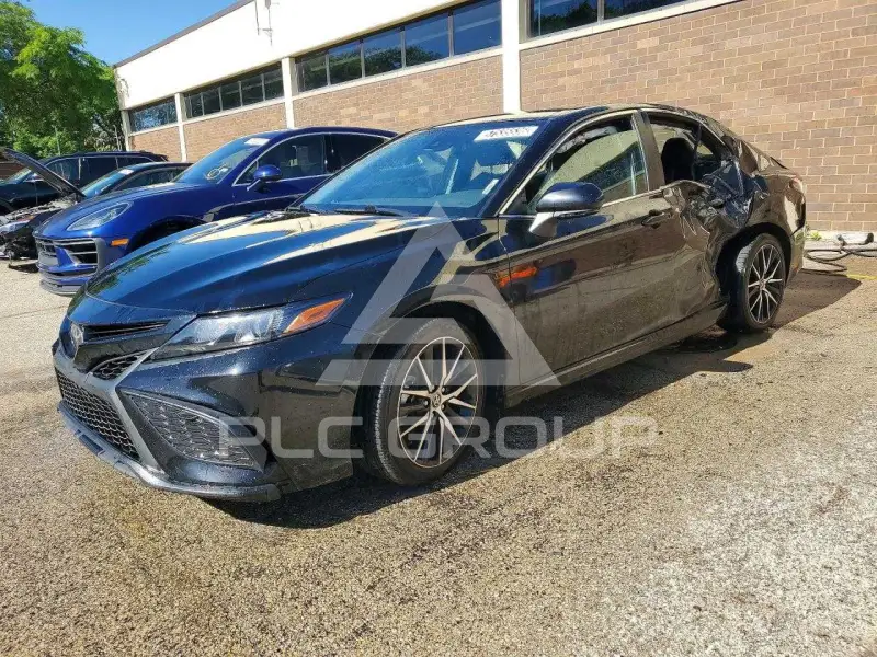 2024 Toyota CAMRY фото