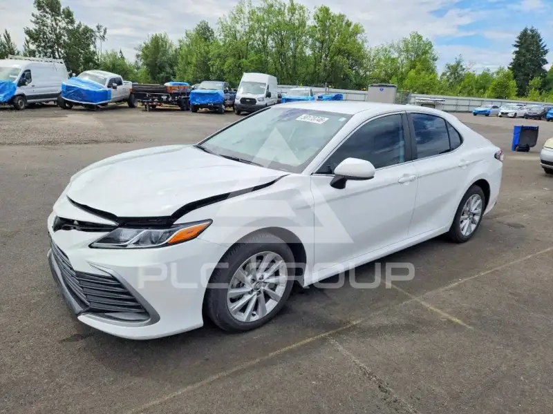 2024 Toyota CAMRY фото