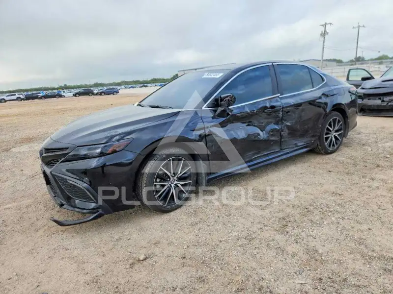 2024 Toyota CAMRY фото