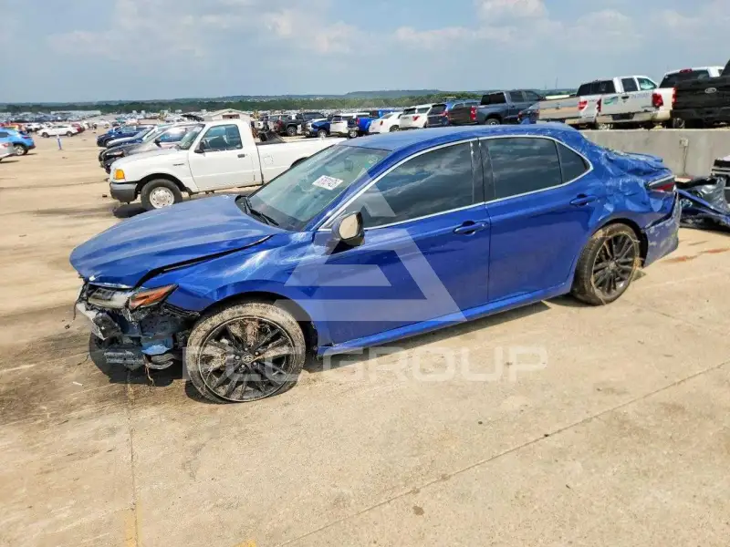 2024 Toyota CAMRY photo