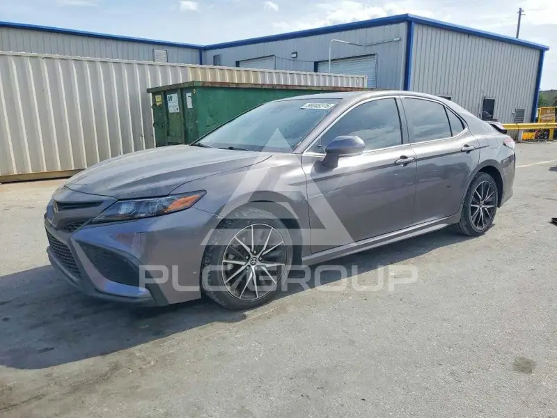 2024 Toyota CAMRY фото