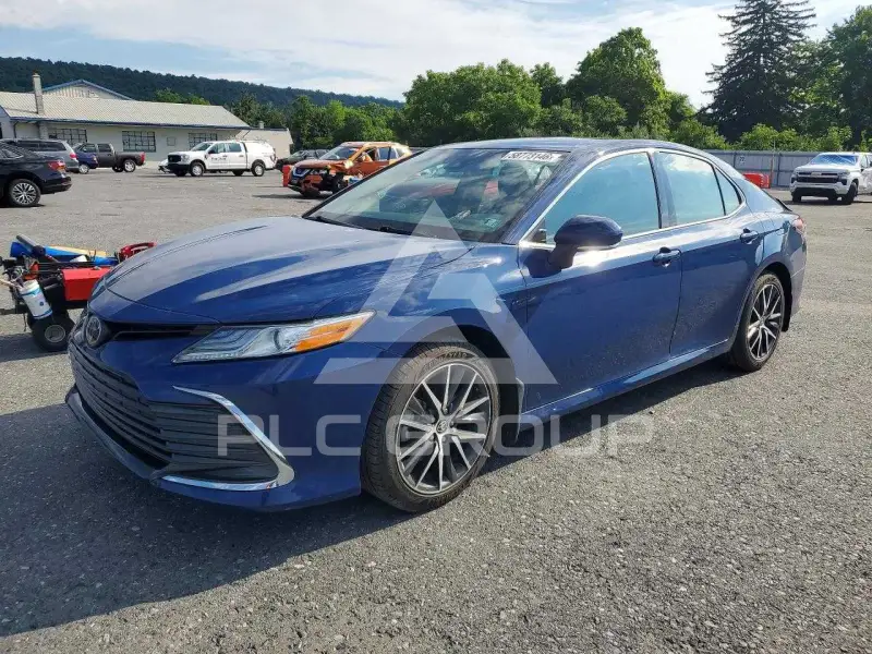 2024 Toyota CAMRY фото