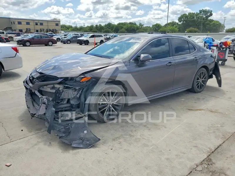 2024 Toyota CAMRY фото