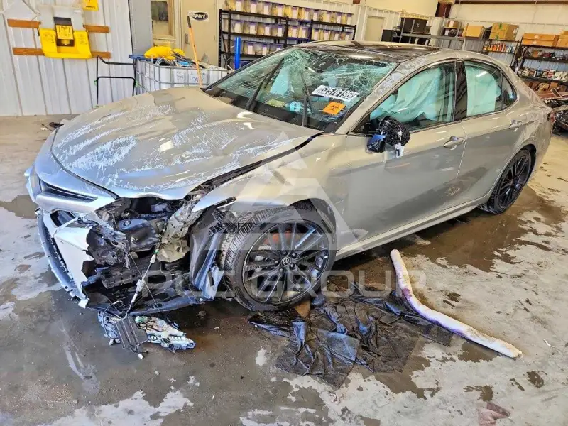 2024 Toyota CAMRY фото