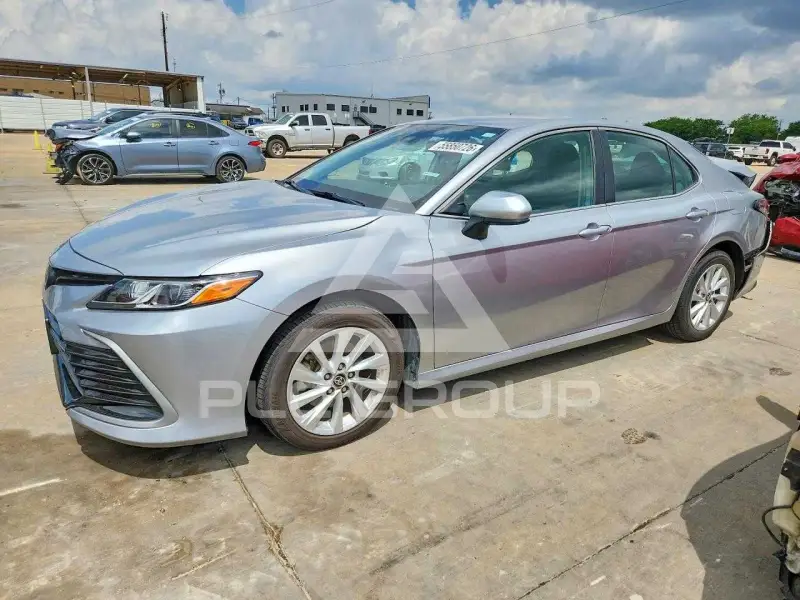 2024 Toyota CAMRY фото