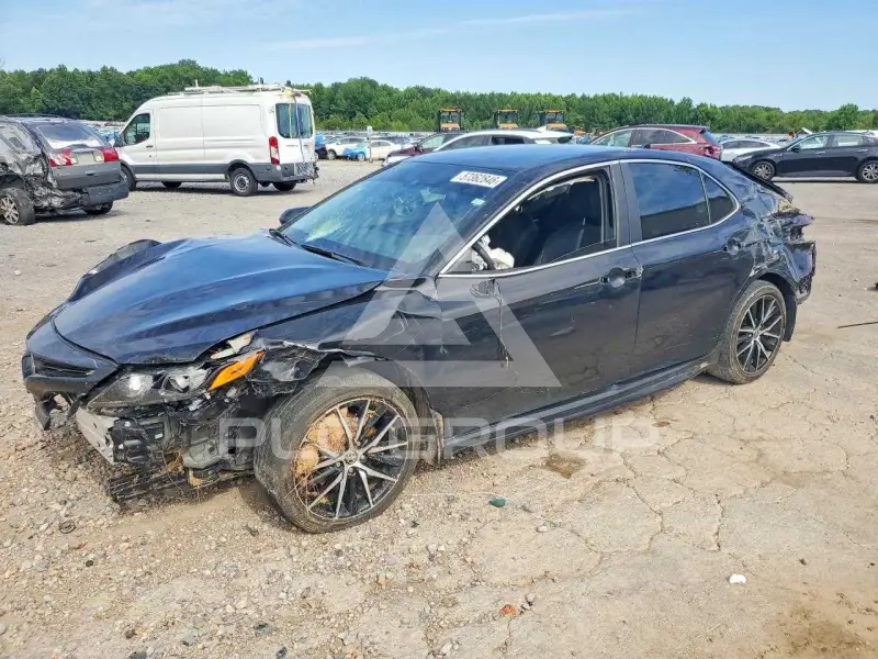 2024 Toyota CAMRY фото