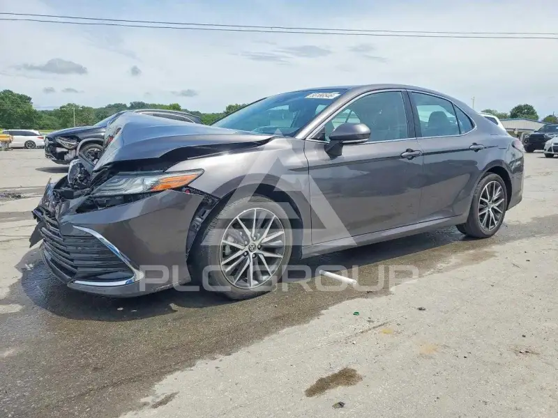 2024 Toyota CAMRY фото