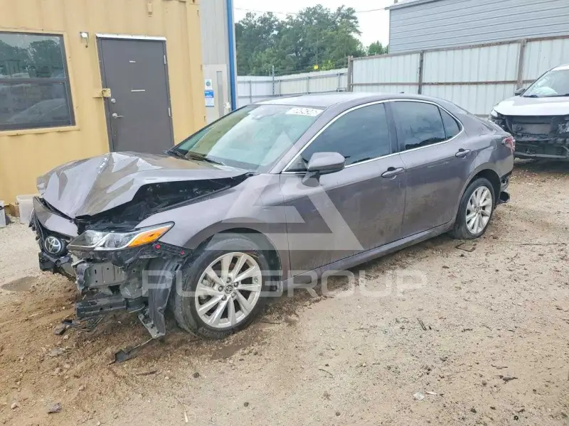 2024 Toyota CAMRY фото