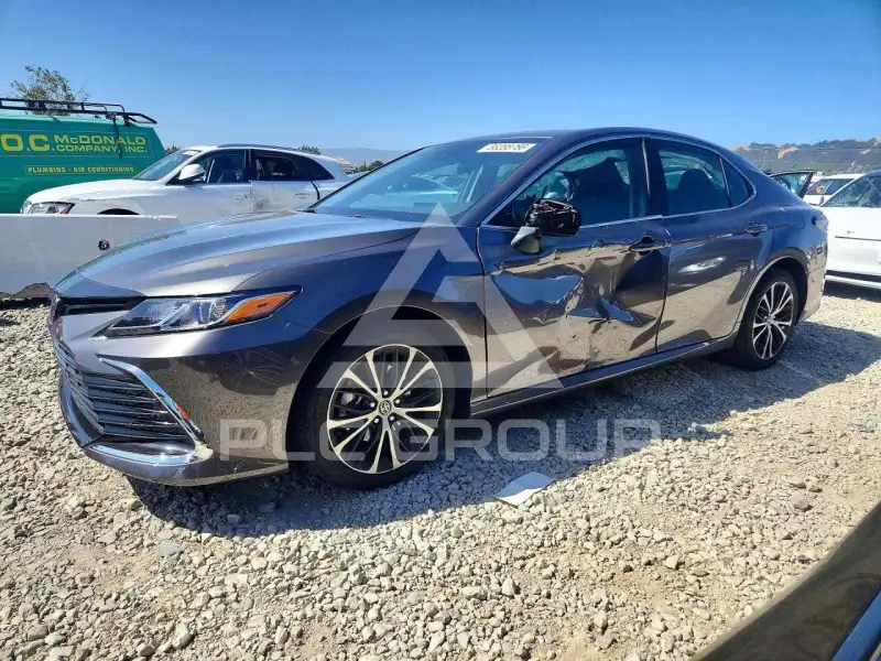 2024 Toyota CAMRY фото