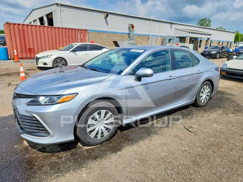 2024 Toyota CAMRY фото