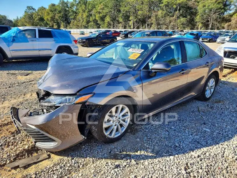 2024 Toyota CAMRY фото