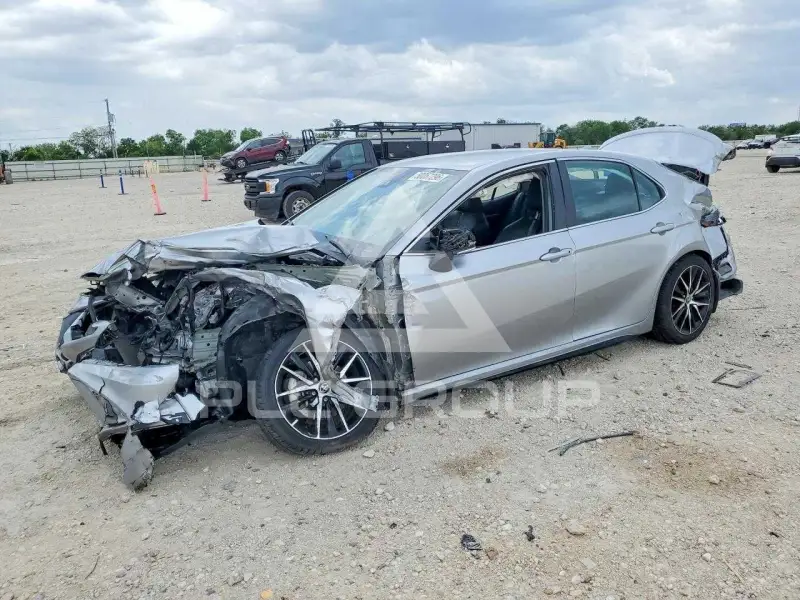 2024 Toyota CAMRY фото