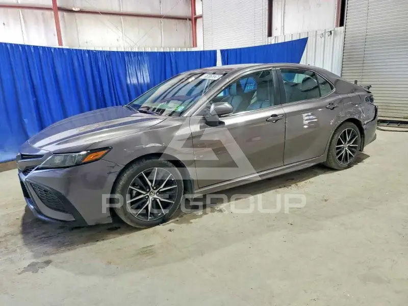 2024 Toyota CAMRY фото