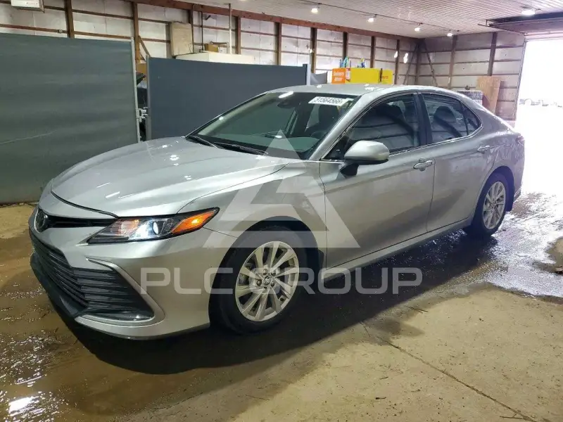 2024 Toyota CAMRY фото