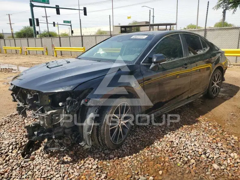 2024 Toyota CAMRY фото