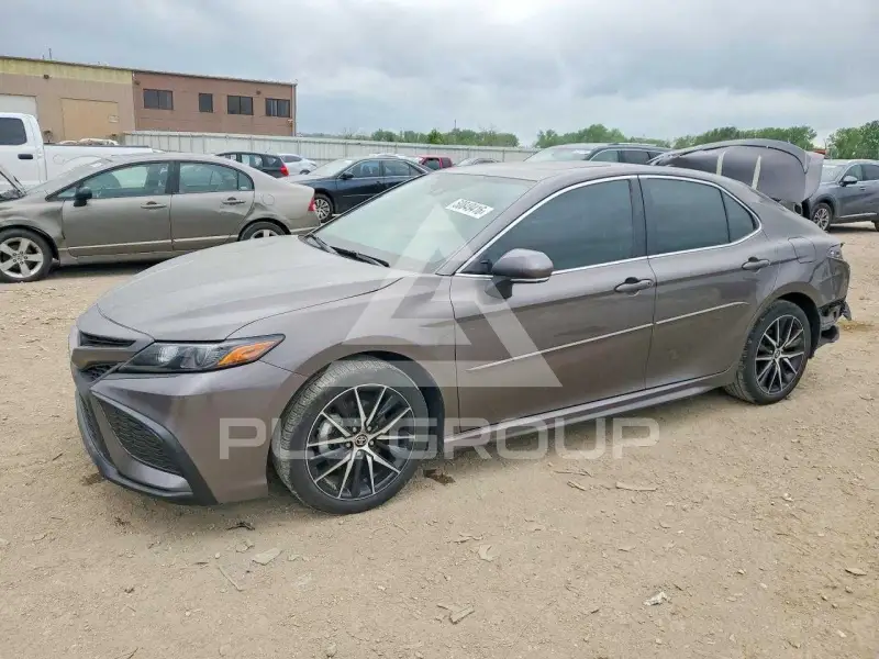 2024 Toyota CAMRY фото