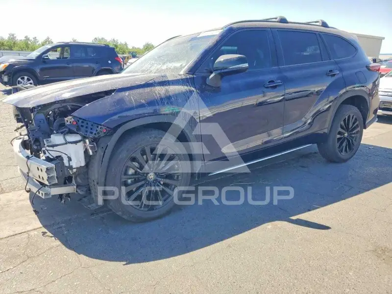 2024 Toyota Highlander фото