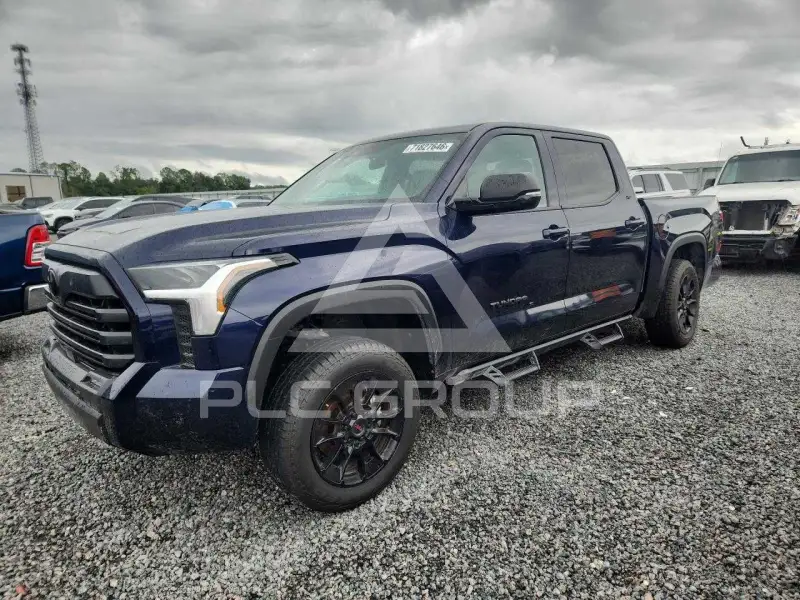 2024 Toyota TUNDRA фото