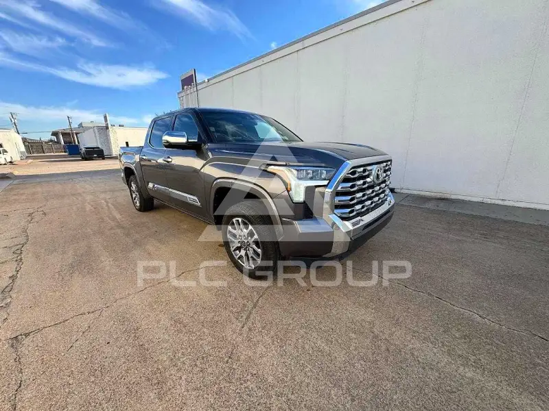 2024 Toyota TUNDRA фото