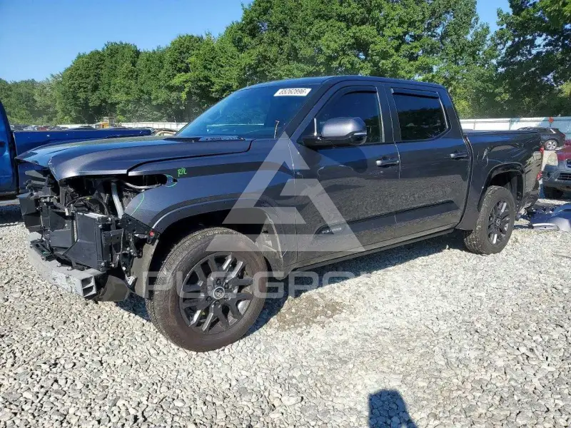 2024 Toyota TUNDRA photo