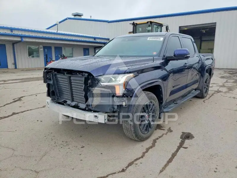 2024 Toyota TUNDRA фото