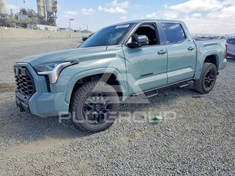 2024 Toyota TUNDRA фото