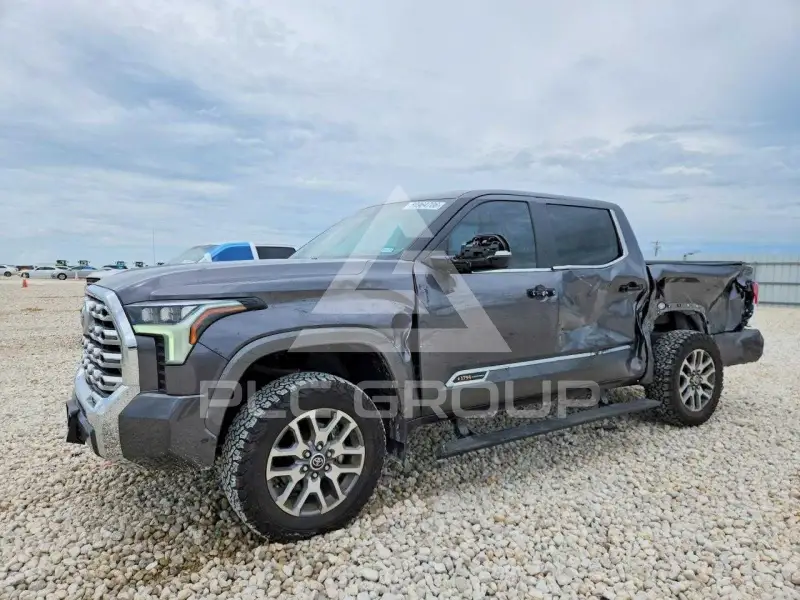 2024 Toyota TUNDRA фото