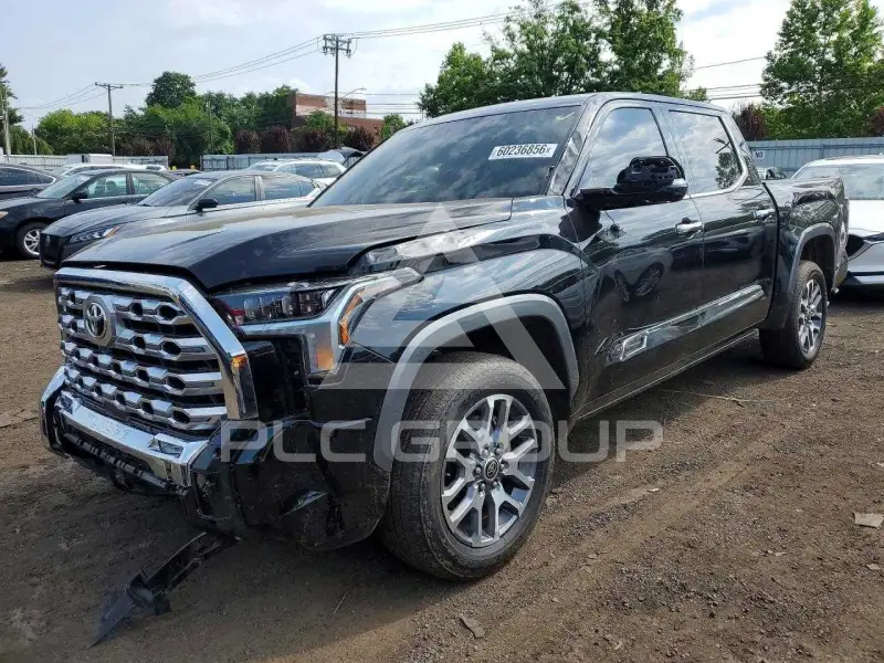 2024 Toyota TUNDRA фото