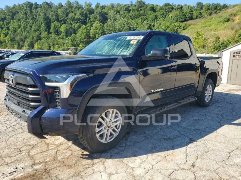 2024 Toyota TUNDRA фото