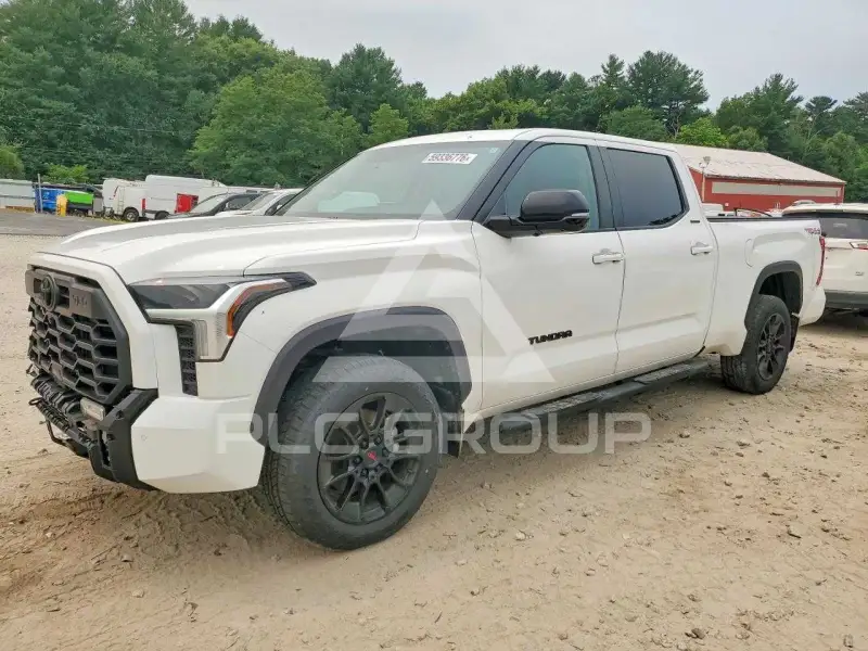 2024 Toyota TUNDRA фото