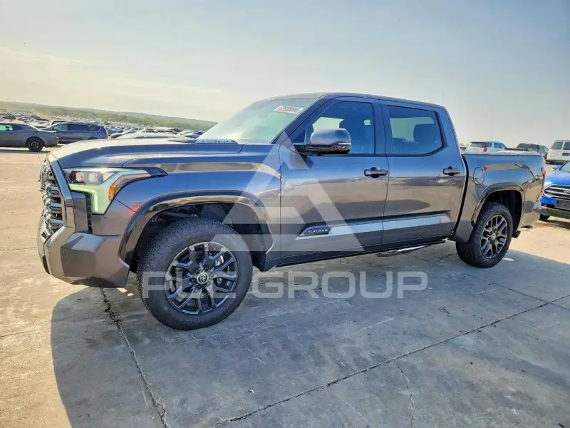 2024 Toyota TUNDRA фото