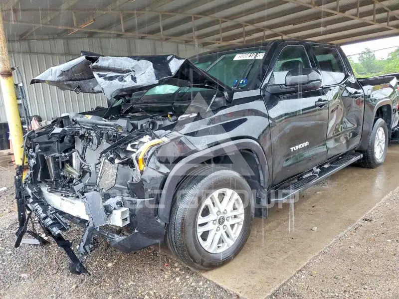 2024 Toyota TUNDRA фото
