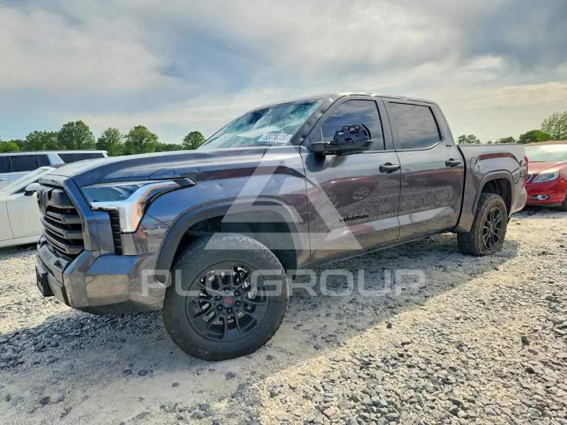 2024 Toyota TUNDRA фото