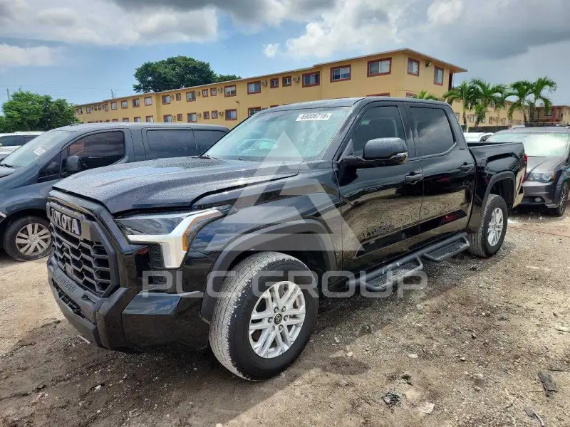 2024 Toyota TUNDRA фото