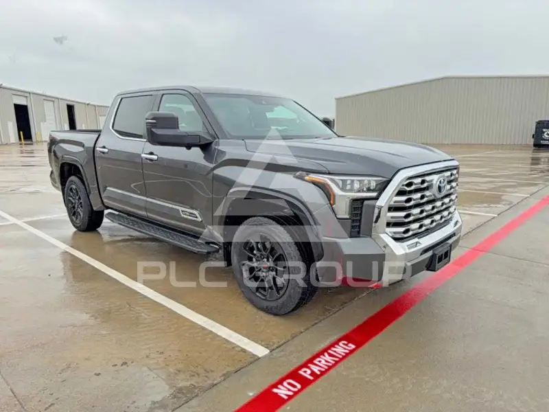 2024 Toyota TUNDRA photo