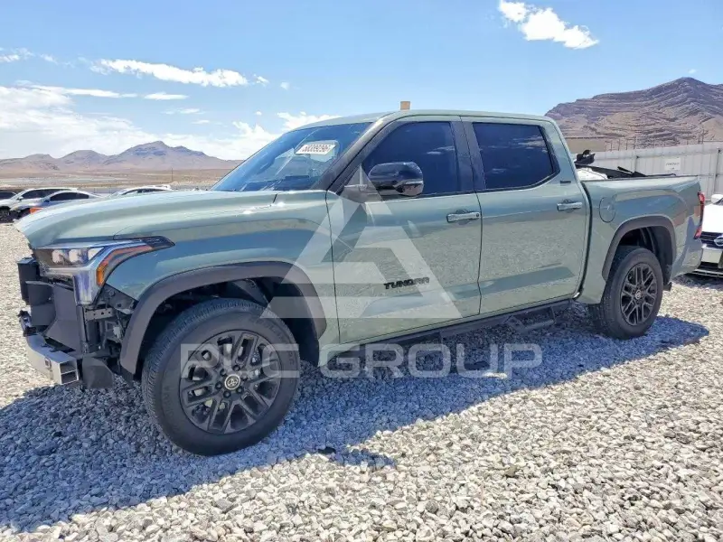 2024 Toyota TUNDRA фото