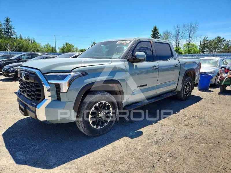 2024 Toyota TUNDRA фото