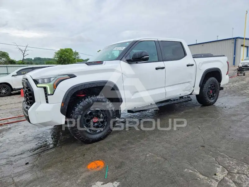 2024 Toyota TUNDRA photo