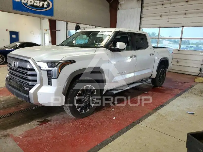 2024 Toyota TUNDRA photo
