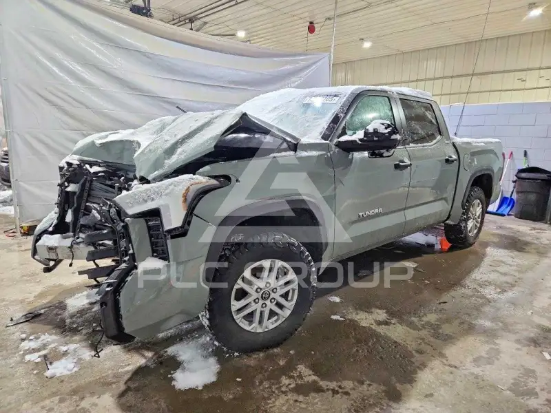 2024 Toyota TUNDRA фото