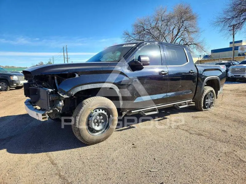 2024 Toyota TUNDRA фото