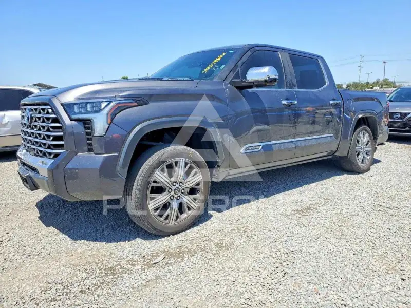 2024 Toyota TUNDRA фото