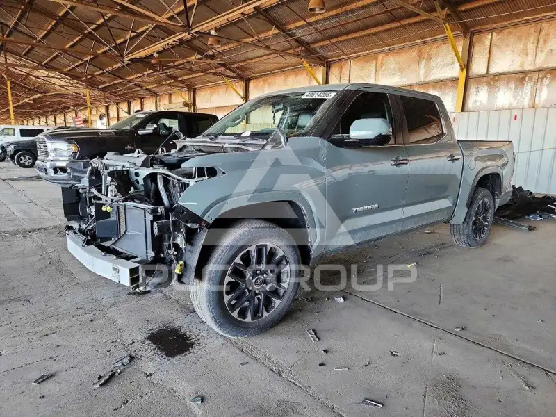 2024 Toyota TUNDRA фото