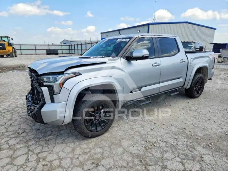 2024 Toyota TUNDRA photo