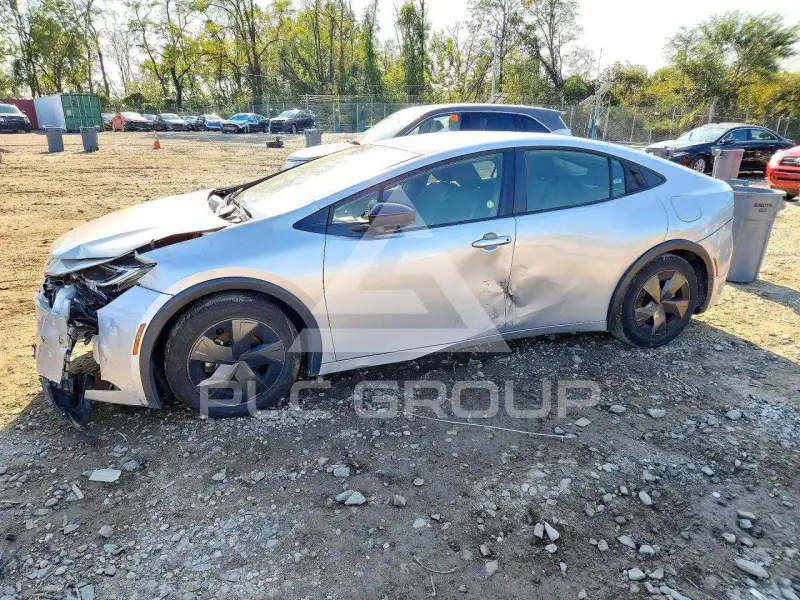 2024 Toyota PRIUS фото