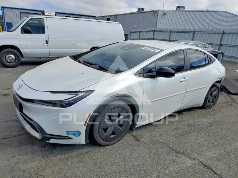 2024 Toyota PRIUS фото