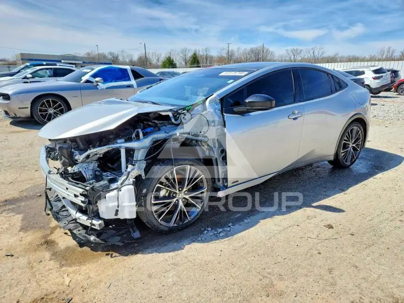 2024 Toyota PRIUS фото